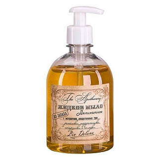 Жидкое мыло деликатное The Apothecary с экстрактами лекарственных трав ромашки, подорожника, петрушки и солодки. Без запаха 480г