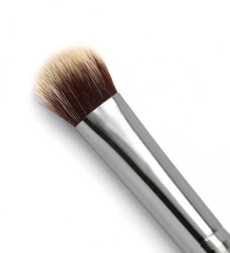 Кисть косметическая LUXVISAGE № 5 для теней овальная